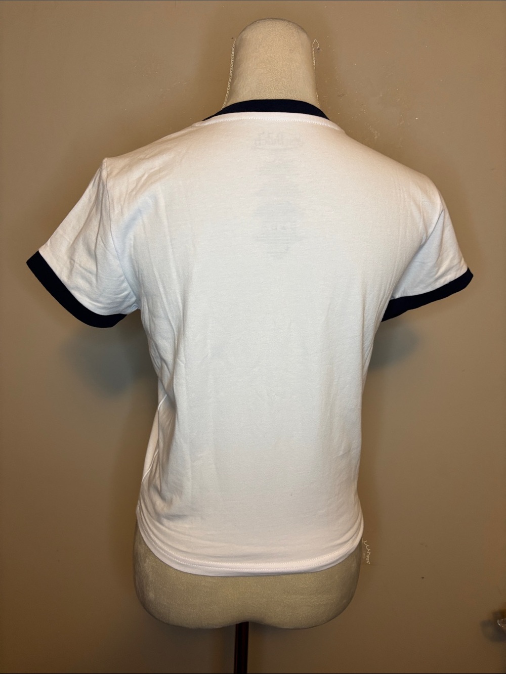Von Dutch Ringer Cropped Tee - Picture 4 of 5